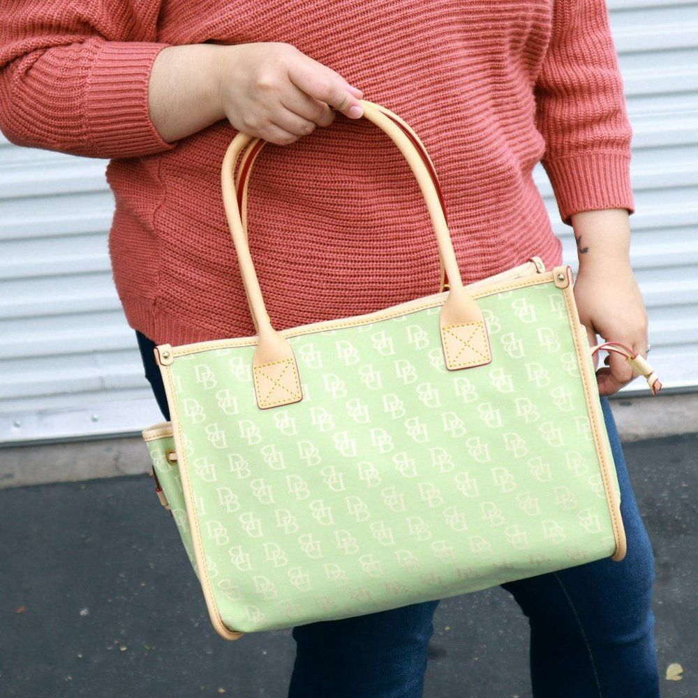 NWT Dooney Bourke SIGNATURE Tassel Satchel Tote Celery